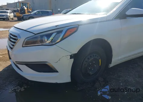 2016 Hyundai Sonata Se z USA, uszkodzony, nr VIN 5NPE24AF3GH300297